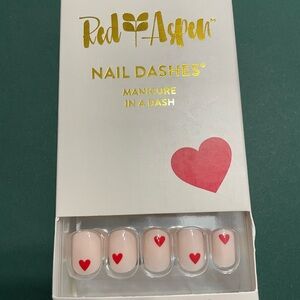 Red Aspen Nail Dash